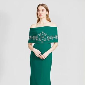 EMBROIDERED FLUID CREPE OFF THE SHOULDER GOWN
$3,990.00 $998.00
